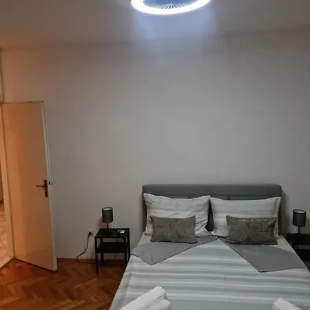 Fjera * 스플리트